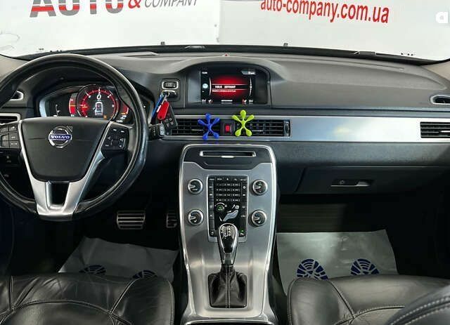 Вольво В70, объемом двигателя 4.25 л и пробегом 223 тыс. км за 12250 $, фото 10 на Automoto.ua