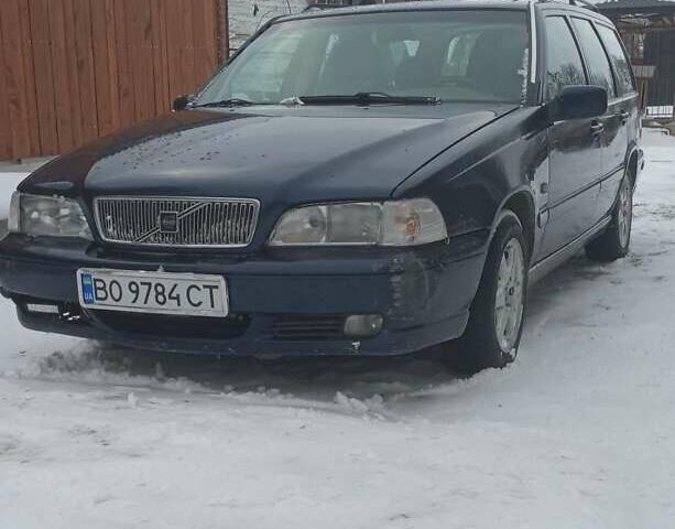 Вольво V70, об'ємом двигуна 2 л та пробігом 345 тис. км за 4700 $, фото 10 на Automoto.ua