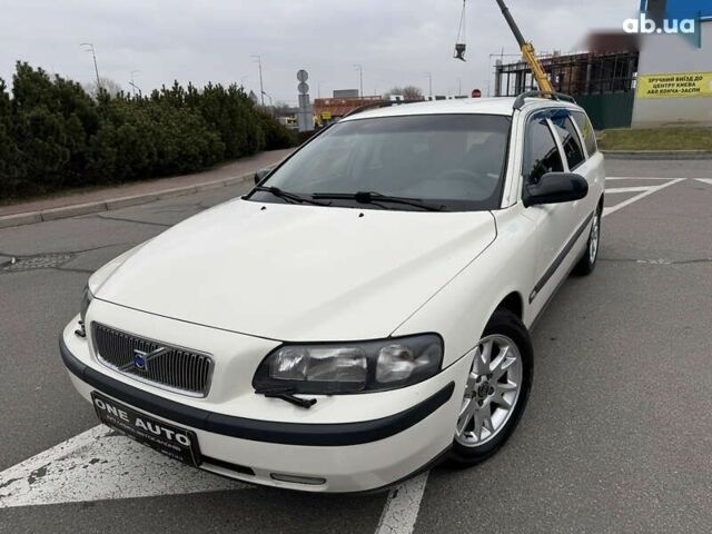 Вольво V70, об'ємом двигуна 0 л та пробігом 410 тис. км за 5490 $, фото 1 на Automoto.ua