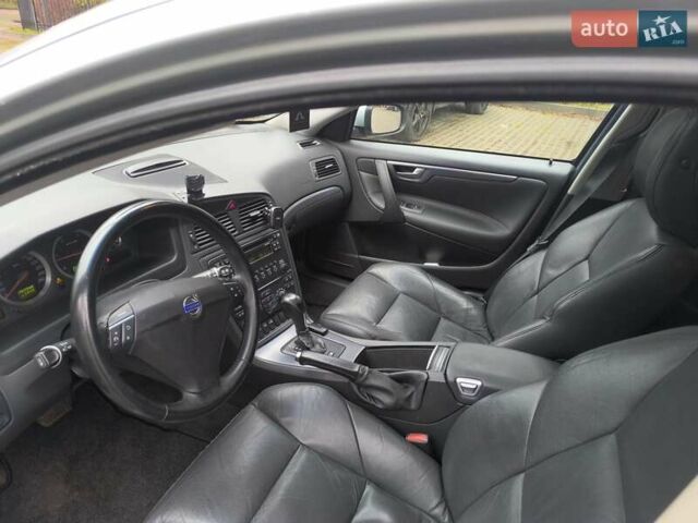 Вольво V70, об'ємом двигуна 2.4 л та пробігом 234 тис. км за 4360 $, фото 9 на Automoto.ua