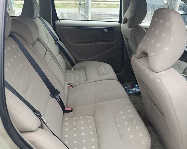 Вольво В70, объемом двигателя 0 л и пробегом 500 тыс. км за 3100 $, фото 5 на Automoto.ua