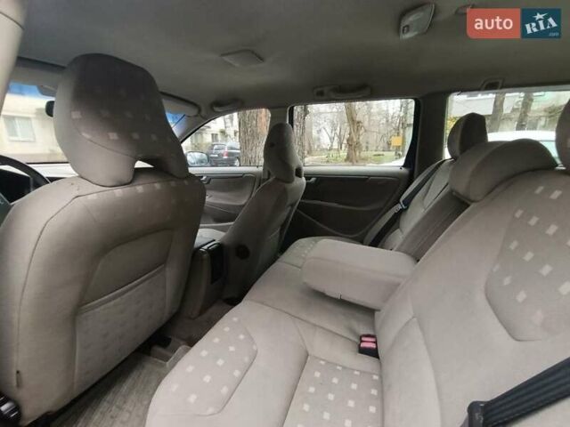 Вольво В70, объемом двигателя 0 л и пробегом 500 тыс. км за 3100 $, фото 1 на Automoto.ua