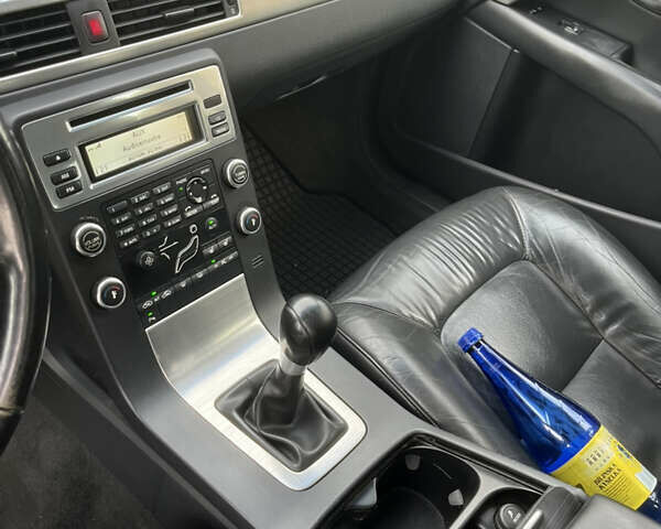 Вольво V70, об'ємом двигуна 2 л та пробігом 270 тис. км за 7000 $, фото 11 на Automoto.ua