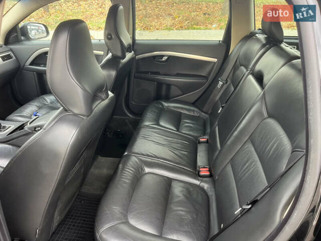 Вольво V70, об'ємом двигуна 2 л та пробігом 270 тис. км за 7000 $, фото 9 на Automoto.ua