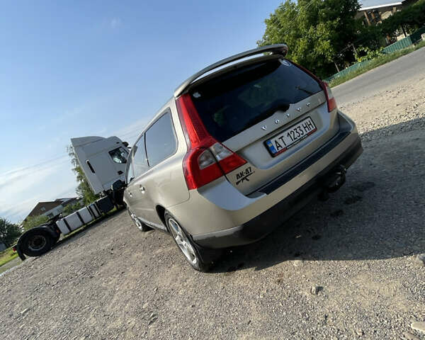 Вольво В70, объемом двигателя 2 л и пробегом 277 тыс. км за 7300 $, фото 7 на Automoto.ua