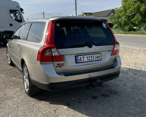 Вольво В70, объемом двигателя 2 л и пробегом 277 тыс. км за 7300 $, фото 9 на Automoto.ua