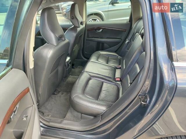 Вольво В70, объемом двигателя 1.98 л и пробегом 261 тыс. км за 12499 $, фото 39 на Automoto.ua