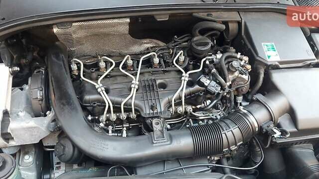 Вольво В70, объемом двигателя 2 л и пробегом 276 тыс. км за 9600 $, фото 30 на Automoto.ua