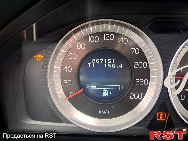 Вольво В70, объемом двигателя 1.6 л и пробегом 267 тыс. км за 14540 $, фото 3 на Automoto.ua