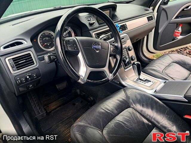 Вольво В70, объемом двигателя 1.6 л и пробегом 267 тыс. км за 14540 $, фото 4 на Automoto.ua