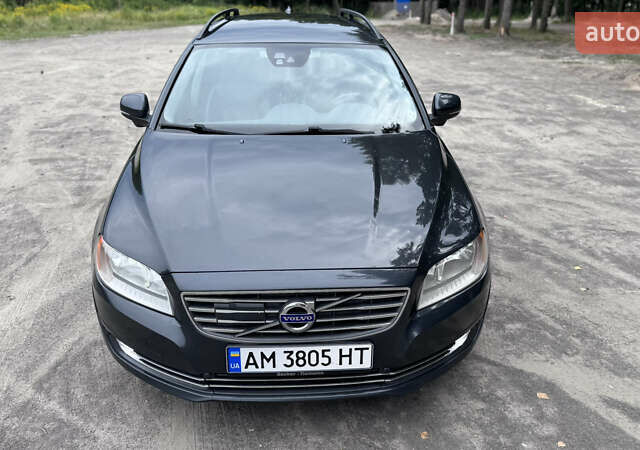 Вольво В70, объемом двигателя 2 л и пробегом 243 тыс. км за 11500 $, фото 32 на Automoto.ua