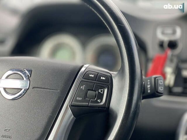 Вольво V70, об'ємом двигуна 1.6 л та пробігом 235 тис. км за 9300 $, фото 28 на Automoto.ua