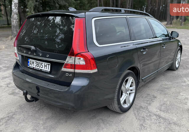 Вольво В70, объемом двигателя 2 л и пробегом 243 тыс. км за 11500 $, фото 12 на Automoto.ua