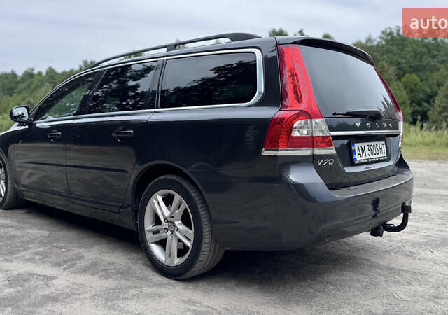 Вольво В70, объемом двигателя 2 л и пробегом 243 тыс. км за 11500 $, фото 9 на Automoto.ua