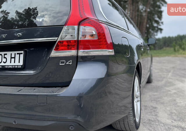 Вольво В70, объемом двигателя 2 л и пробегом 243 тыс. км за 11100 $, фото 19 на Automoto.ua