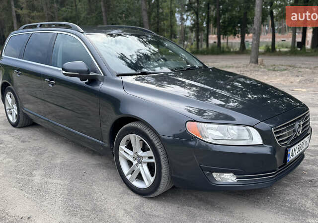 Вольво В70, объемом двигателя 2 л и пробегом 243 тыс. км за 11100 $, фото 2 на Automoto.ua