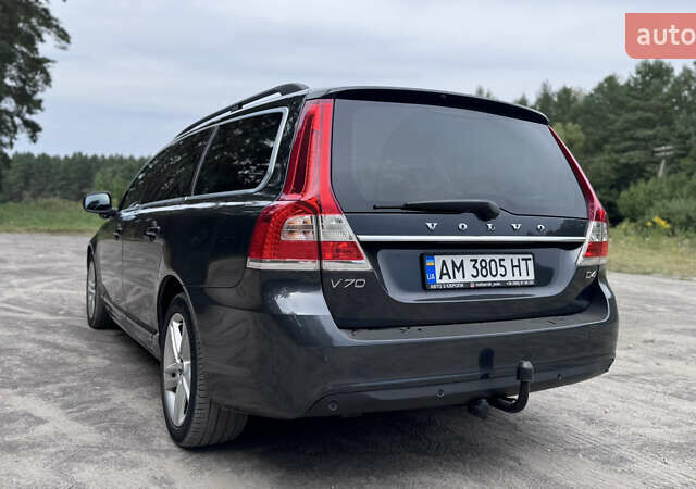Вольво В70, объемом двигателя 2 л и пробегом 243 тыс. км за 11500 $, фото 10 на Automoto.ua