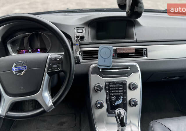 Вольво В70, объемом двигателя 2 л и пробегом 243 тыс. км за 11500 $, фото 22 на Automoto.ua