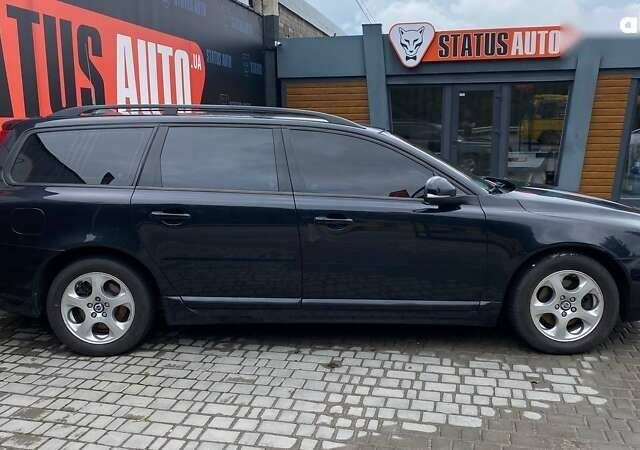 Вольво В70, объемом двигателя 1.6 л и пробегом 310 тыс. км за 9100 $, фото 2 на Automoto.ua