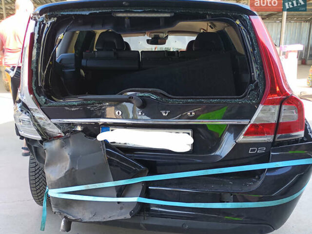 Вольво В70, объемом двигателя 1.6 л и пробегом 280 тыс. км за 5500 $, фото 5 на Automoto.ua