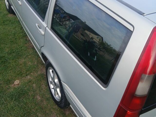 Вольво В70 2000 в Луцке на Automoto.ua Серый Вольво В70, объемом двигателя 2.5 л и пробегом 370 тыс. км за 1370 $, фото 4 на Automoto.ua