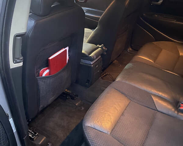 Сірий Вольво V70, об'ємом двигуна 2.44 л та пробігом 423 тис. км за 5000 $, фото 9 на Automoto.ua