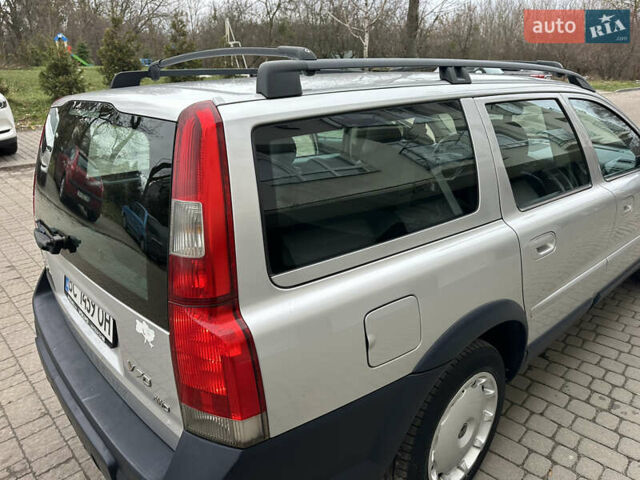 Серый Вольво В70, объемом двигателя 2.4 л и пробегом 171 тыс. км за 4990 $, фото 34 на Automoto.ua