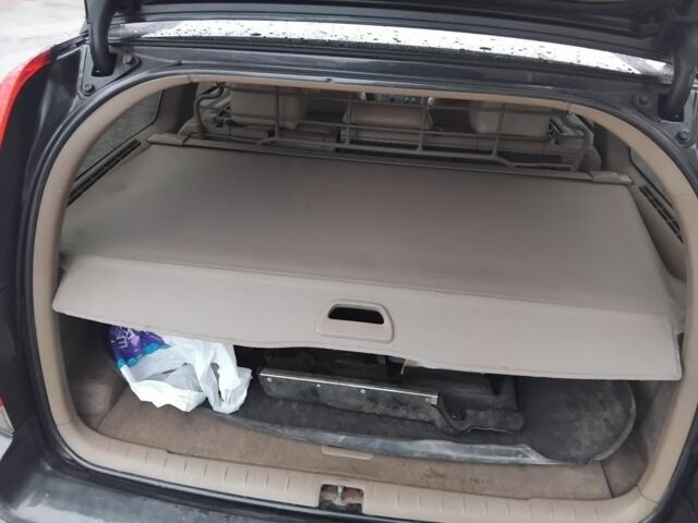 Серый Вольво В70, объемом двигателя 2.5 л и пробегом 362 тыс. км за 2500 $, фото 12 на Automoto.ua