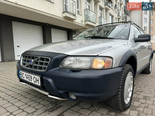 Серый Вольво В70, объемом двигателя 2.4 л и пробегом 171 тыс. км за 4990 $, фото 3 на Automoto.ua