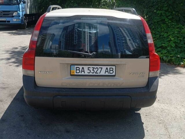 Серый Вольво В70, объемом двигателя 0 л и пробегом 290 тыс. км за 4500 $, фото 2 на Automoto.ua