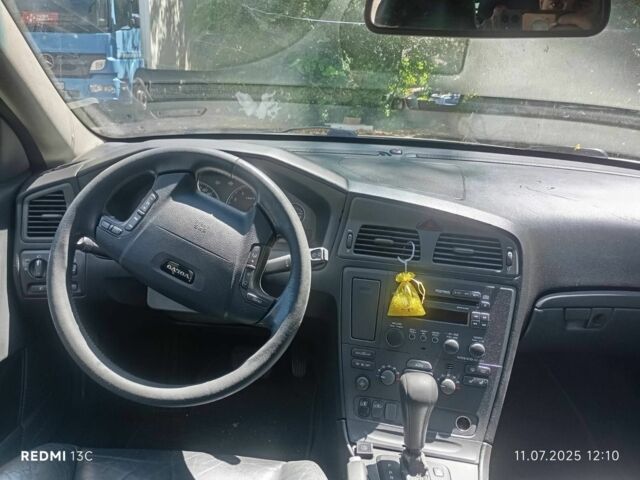 Серый Вольво В70, объемом двигателя 0 л и пробегом 290 тыс. км за 4500 $, фото 5 на Automoto.ua