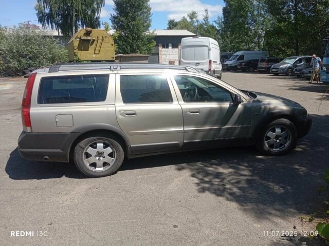 Серый Вольво В70, объемом двигателя 0 л и пробегом 290 тыс. км за 4500 $, фото 3 на Automoto.ua