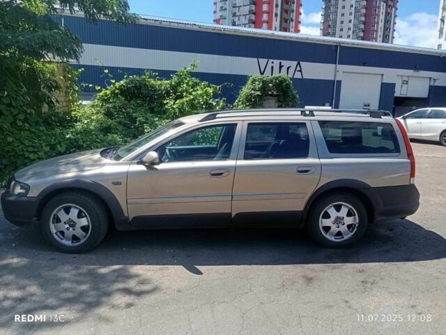 Серый Вольво В70, объемом двигателя 0 л и пробегом 290 тыс. км за 4500 $, фото 1 на Automoto.ua