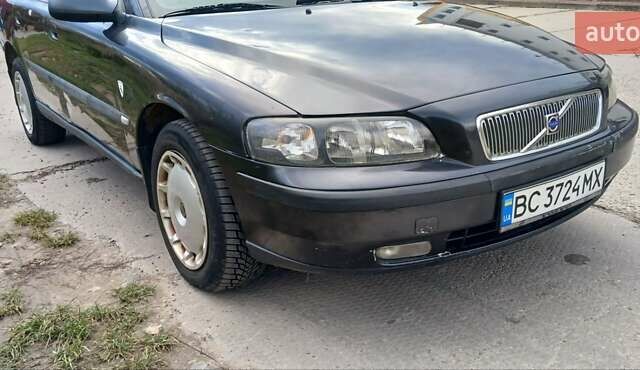 Серый Вольво В70, объемом двигателя 2.44 л и пробегом 257 тыс. км за 3800 $, фото 8 на Automoto.ua