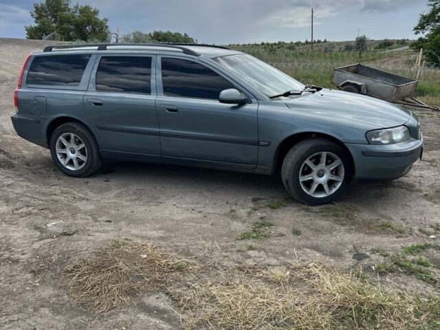Сірий Вольво V70, об'ємом двигуна 2.4 л та пробігом 469 тис. км за 3000 $, фото 6 на Automoto.ua