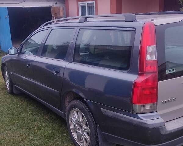 Сірий Вольво V70, об'ємом двигуна 2.4 л та пробігом 343 тис. км за 3600 $, фото 3 на Automoto.ua