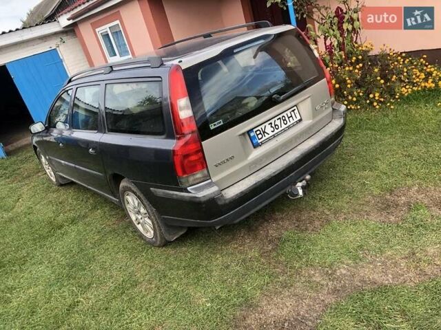 Вольво В70 2003 в Ровно на Automoto.ua Серый Вольво В70, объемом двигателя 2.4 л и пробегом 343 тыс. км за 4100 $, фото 5 на Automoto.ua