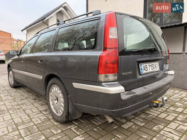 Сірий Вольво V70, об'ємом двигуна 2.4 л та пробігом 450 тис. км за 6000 $, фото 9 на Automoto.ua