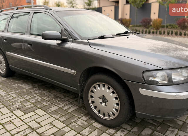 Сірий Вольво V70, об'ємом двигуна 2.4 л та пробігом 450 тис. км за 6000 $, фото 7 на Automoto.ua