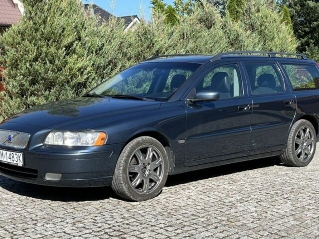 Серый Вольво В70, объемом двигателя 2.4 л и пробегом 276 тыс. км за 1650 $, фото 3 на Automoto.ua