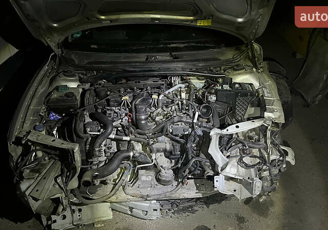 Серый Вольво В70, объемом двигателя 2.4 л и пробегом 342 тыс. км за 3000 $, фото 11 на Automoto.ua