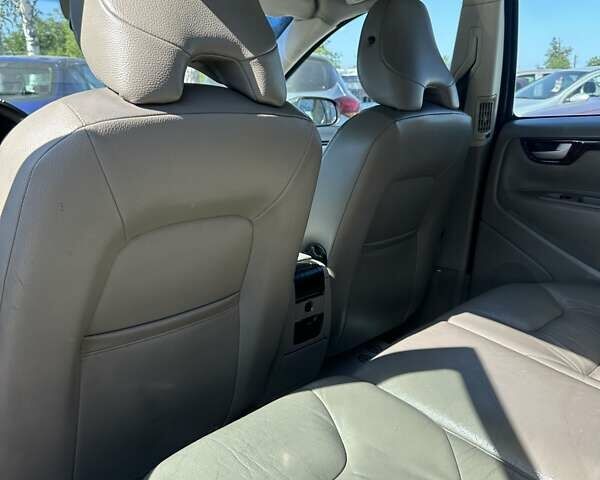 Сірий Вольво V70, об'ємом двигуна 2.4 л та пробігом 438 тис. км за 6500 $, фото 10 на Automoto.ua