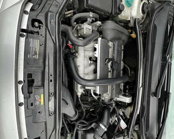Сірий Вольво V70, об'ємом двигуна 2.52 л та пробігом 244 тис. км за 7900 $, фото 14 на Automoto.ua