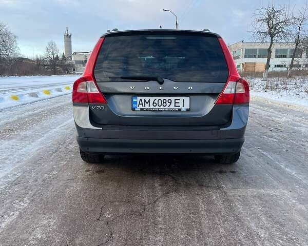 Сірий Вольво V70, об'ємом двигуна 2.4 л та пробігом 300 тис. км за 8000 $, фото 3 на Automoto.ua