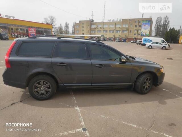 Сірий Вольво V70, об'ємом двигуна 2 л та пробігом 315 тис. км за 7950 $, фото 3 на Automoto.ua