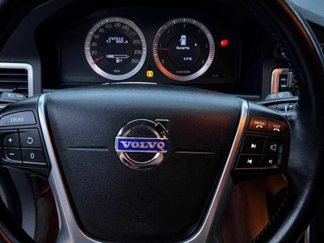 Сірий Вольво V70, об'ємом двигуна 1.6 л та пробігом 297 тис. км за 9300 $, фото 3 на Automoto.ua