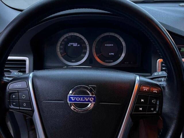 Сірий Вольво V70, об'ємом двигуна 1.6 л та пробігом 297 тис. км за 9300 $, фото 8 на Automoto.ua