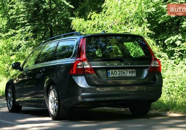 Серый Вольво В70, объемом двигателя 1.56 л и пробегом 273 тыс. км за 6900 $, фото 8 на Automoto.ua