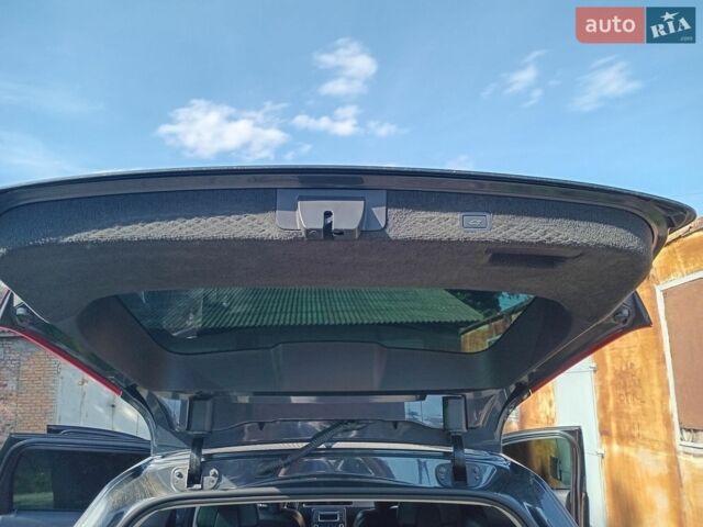 Сірий Вольво V70, об'ємом двигуна 1.6 л та пробігом 268 тис. км за 7600 $, фото 9 на Automoto.ua