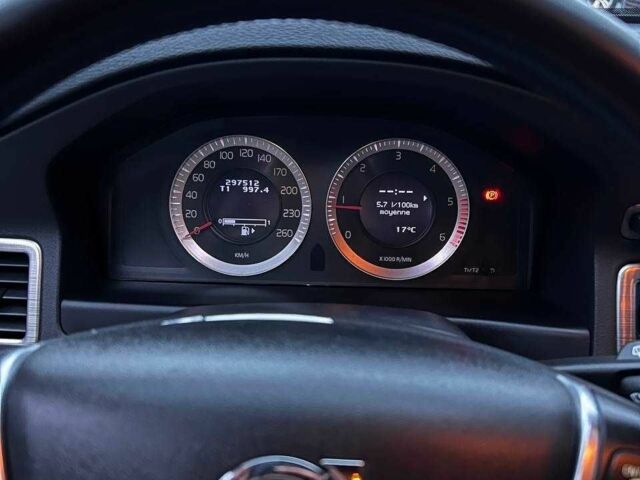 Сірий Вольво V70, об'ємом двигуна 1.6 л та пробігом 297 тис. км за 9300 $, фото 6 на Automoto.ua